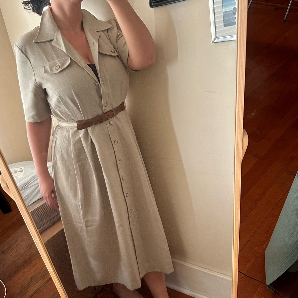 Vintage Pleated Safari Button Front Midi Collar Short Sleeve Dress 2 Pocket